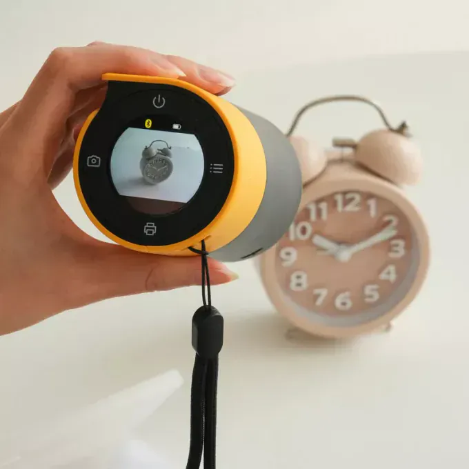 Kodak Memo Shot Era KOCAMMS100Y – Cameră foto instant și imprimantă de etichete 2‑în‑1, Bluetooth, 300 dpi, galben/negru - Imagine 4