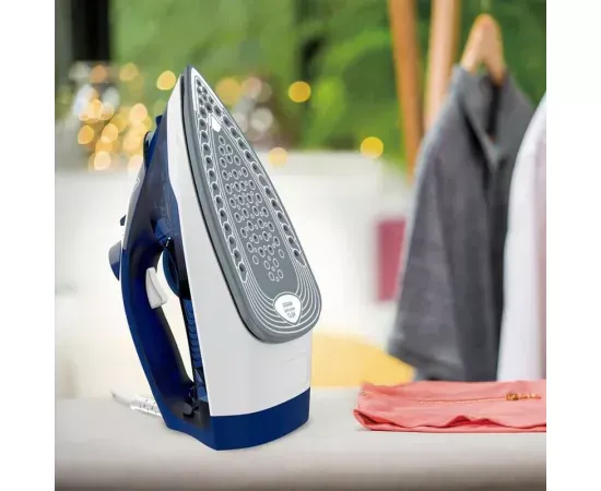 Fier de călcat cu abur Tefal Express Steam FV2838E0, 2400W, jet abur 180 g/min, abur variabil 0–40 g/min, talpă ceramică, 270 ml, alb/albastru - Imagine 2